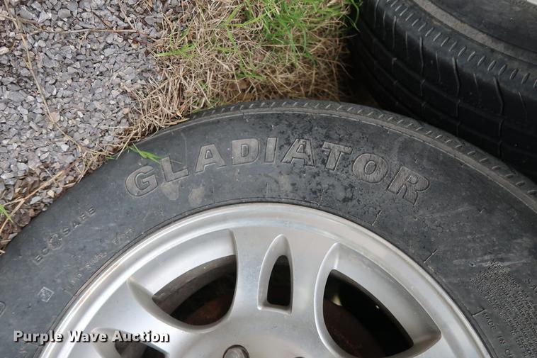 image for item DG3417 2010 Keystone Outback Sydney Edition camper