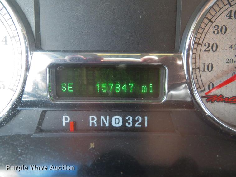 image for item DG3988 2005 Ford F350 Super Duty Harley-Davidson Crew Cab pickup truck