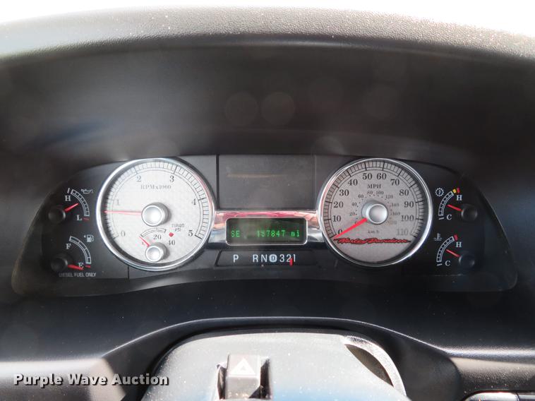 image for item DG3988 2005 Ford F350 Super Duty Harley-Davidson Crew Cab pickup truck