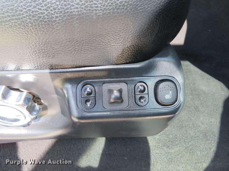 image for item DG3988 2005 Ford F350 Super Duty Harley-Davidson Crew Cab pickup truck