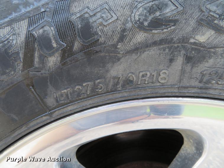 image for item DG3988 2005 Ford F350 Super Duty Harley-Davidson Crew Cab pickup truck