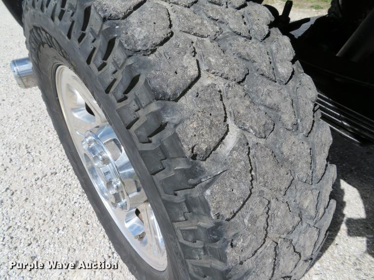 image for item DG3988 2005 Ford F350 Super Duty Harley-Davidson Crew Cab pickup truck