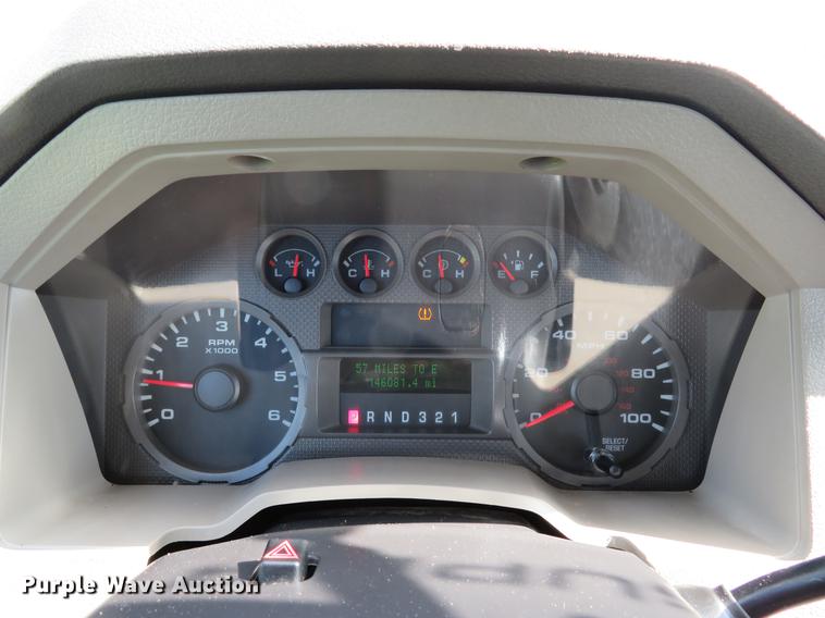 image for item DG3989 2008 Ford F350 Super Duty XL SuperCab utility bed pickup truck