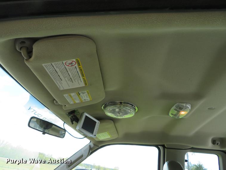 image for item DG3989 2008 Ford F350 Super Duty XL SuperCab utility bed pickup truck