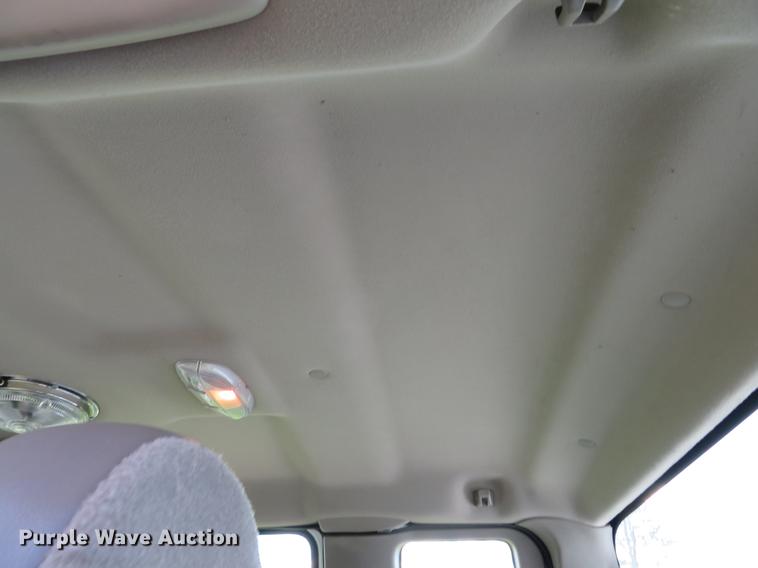 image for item DG3989 2008 Ford F350 Super Duty XL SuperCab utility bed pickup truck