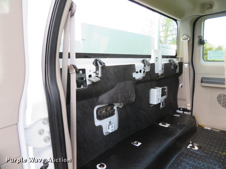 image for item DG3989 2008 Ford F350 Super Duty XL SuperCab utility bed pickup truck