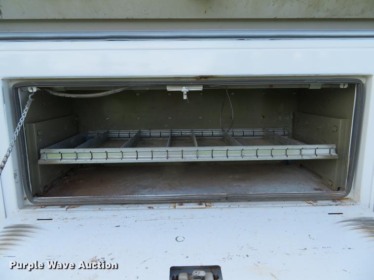 image for item DG3989 2008 Ford F350 Super Duty XL SuperCab utility bed pickup truck