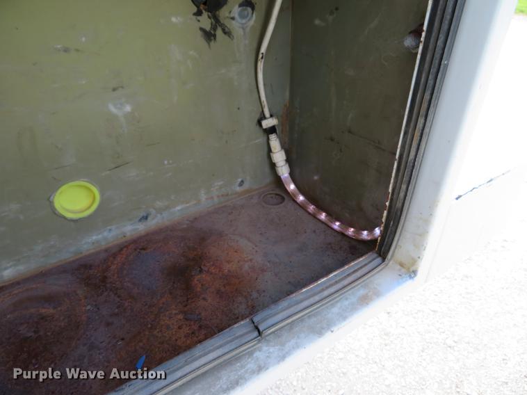 image for item DG3989 2008 Ford F350 Super Duty XL SuperCab utility bed pickup truck