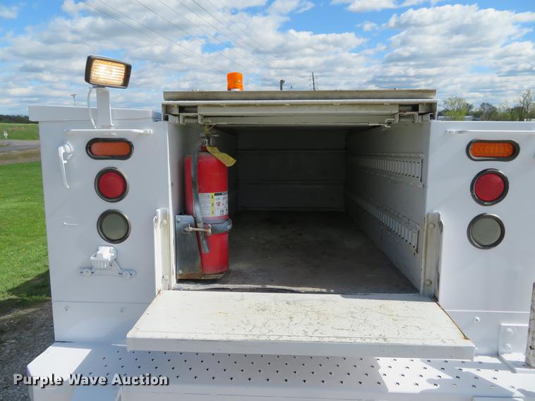 image for item DG3989 2008 Ford F350 Super Duty XL SuperCab utility bed pickup truck