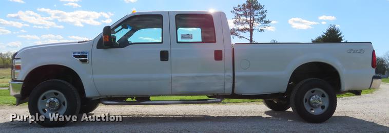 image for item DG3991 2010 Ford F350 Super Duty XL Crew Cab pickup truck