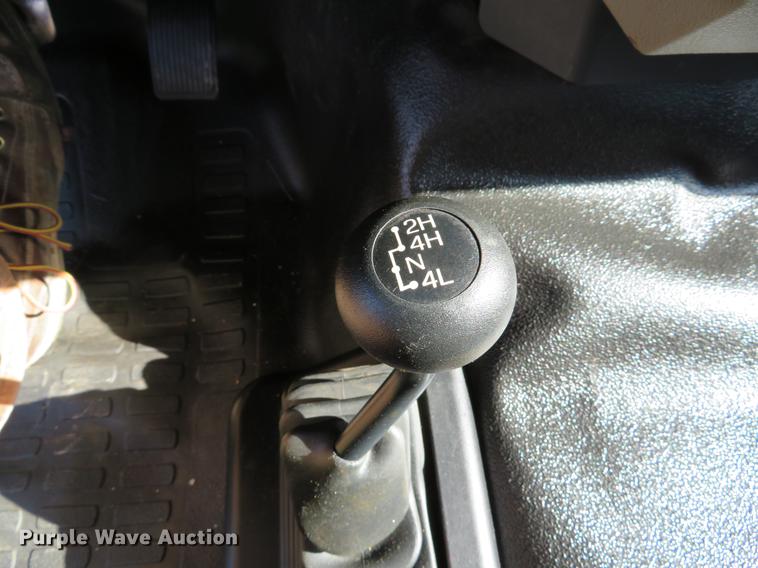 image for item DG3991 2010 Ford F350 Super Duty XL Crew Cab pickup truck