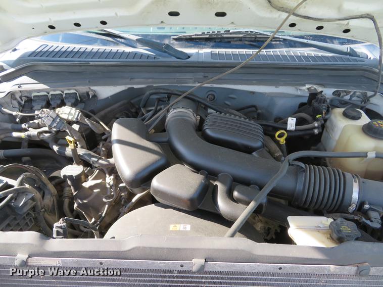 image for item DG3991 2010 Ford F350 Super Duty XL Crew Cab pickup truck