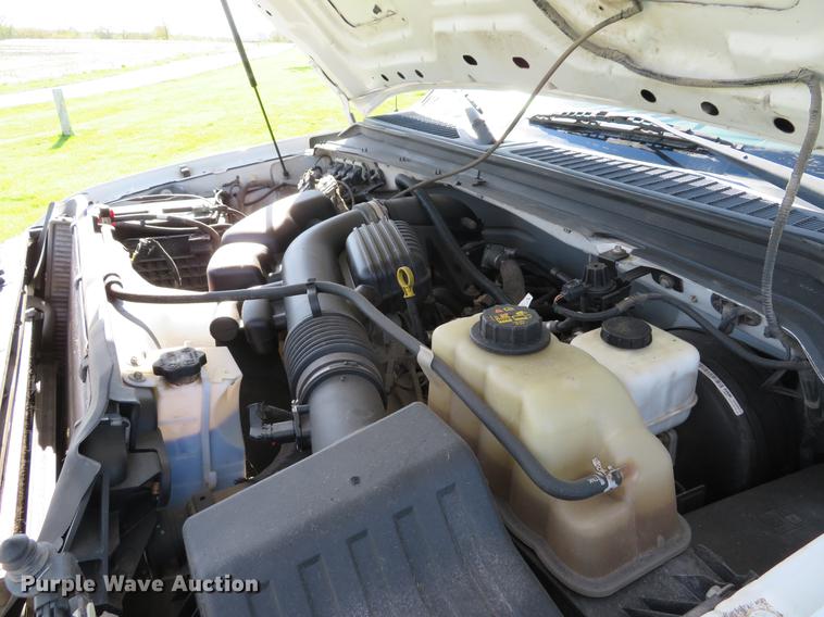 image for item DG3991 2010 Ford F350 Super Duty XL Crew Cab pickup truck