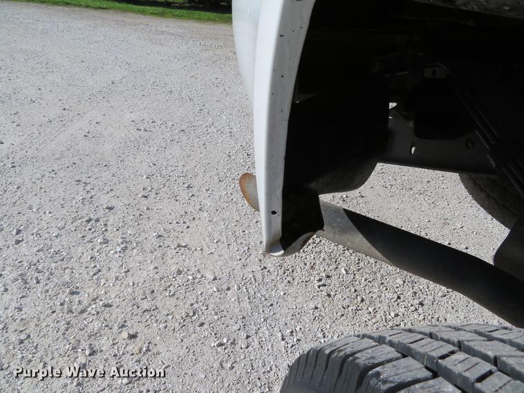 image for item DG3991 2010 Ford F350 Super Duty XL Crew Cab pickup truck