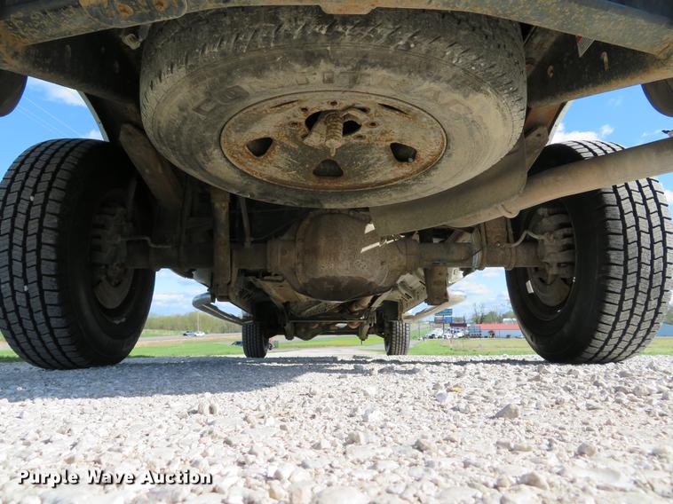 image for item DG3991 2010 Ford F350 Super Duty XL Crew Cab pickup truck