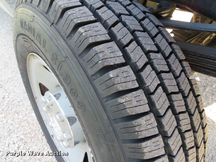 image for item DG3991 2010 Ford F350 Super Duty XL Crew Cab pickup truck