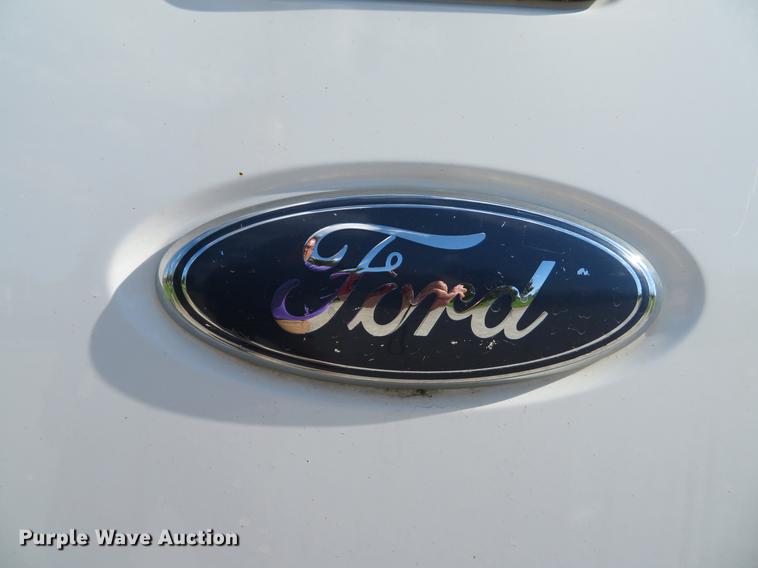 image for item DG3991 2010 Ford F350 Super Duty XL Crew Cab pickup truck