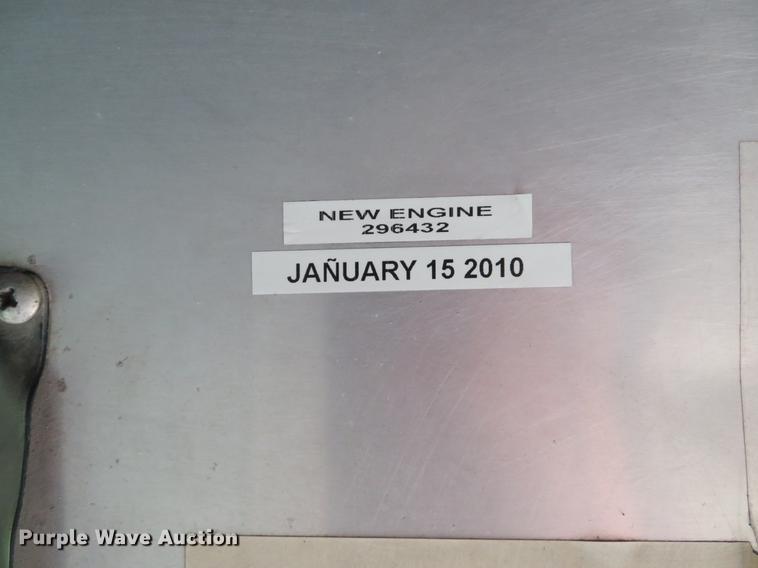 image for item DG3995 2003 Freightliner MT55 delivery truck