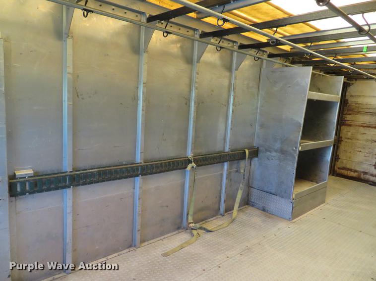 image for item DG3995 2003 Freightliner MT55 delivery truck