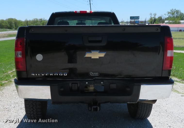 image for item DG3996 2009 Chevrolet Silverado 1500 pickup truck