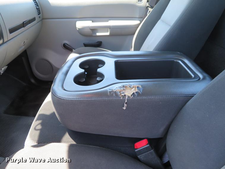 image for item DG3996 2009 Chevrolet Silverado 1500 pickup truck