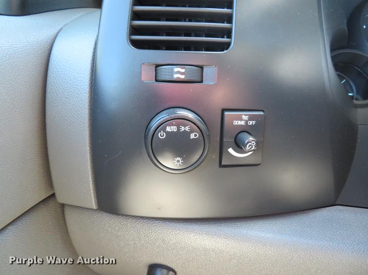 image for item DG3996 2009 Chevrolet Silverado 1500 pickup truck