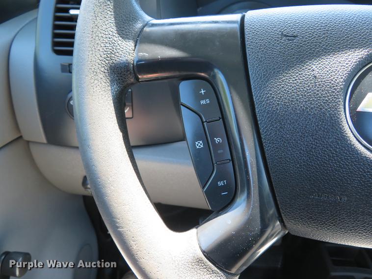 image for item DG3996 2009 Chevrolet Silverado 1500 pickup truck