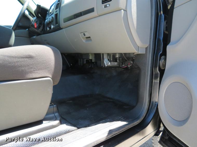 image for item DG3996 2009 Chevrolet Silverado 1500 pickup truck