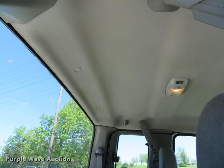 image for item DG3997 2005 Ford F350 Super Duty XL SuperCab pickup truck