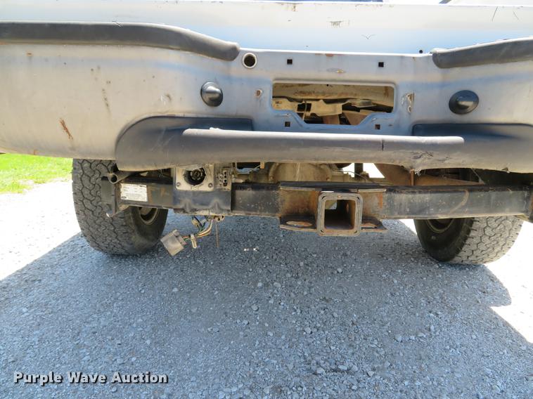 image for item DG3997 2005 Ford F350 Super Duty XL SuperCab pickup truck