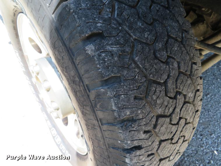 image for item DG3997 2005 Ford F350 Super Duty XL SuperCab pickup truck