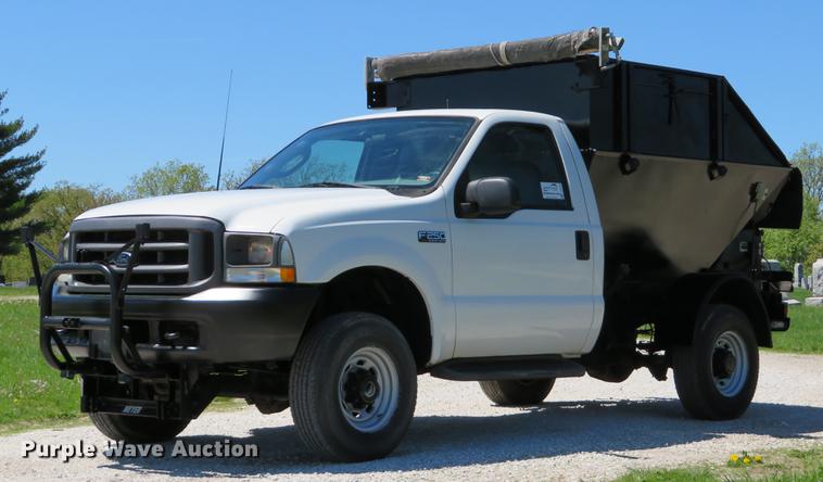 image for item DG3998 2003 Ford F250 Super Duty XL refuse bed pickup truck