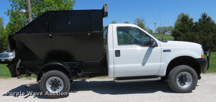 image for item DG3998 2003 Ford F250 Super Duty XL refuse bed pickup truck