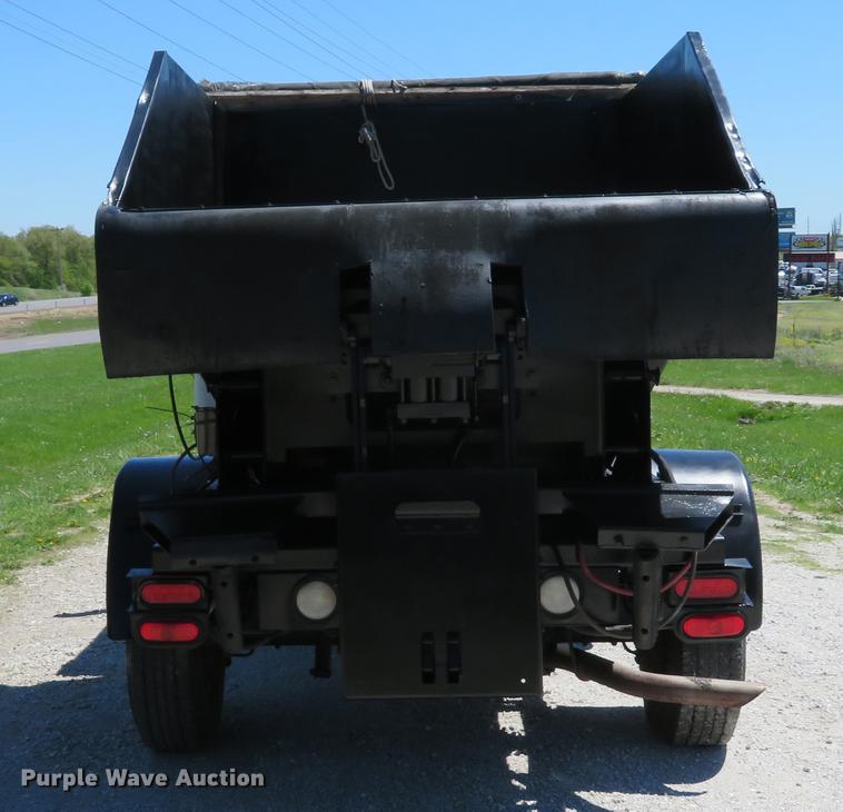 image for item DG3998 2003 Ford F250 Super Duty XL refuse bed pickup truck