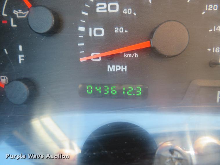 image for item DG3998 2003 Ford F250 Super Duty XL refuse bed pickup truck