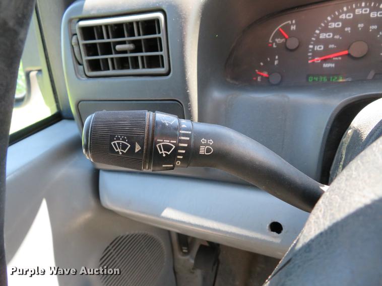 image for item DG3998 2003 Ford F250 Super Duty XL refuse bed pickup truck