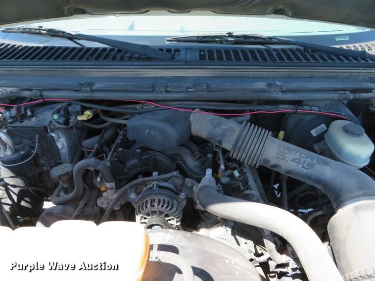 image for item DG3998 2003 Ford F250 Super Duty XL refuse bed pickup truck