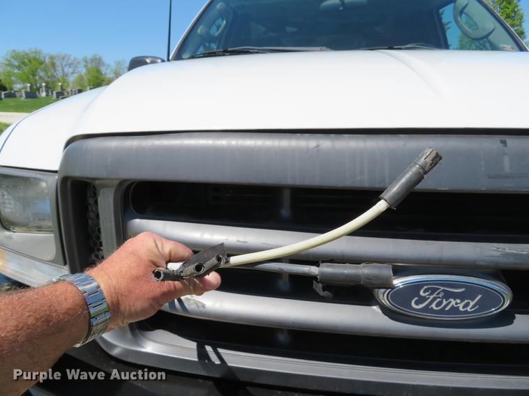 image for item DG3998 2003 Ford F250 Super Duty XL refuse bed pickup truck