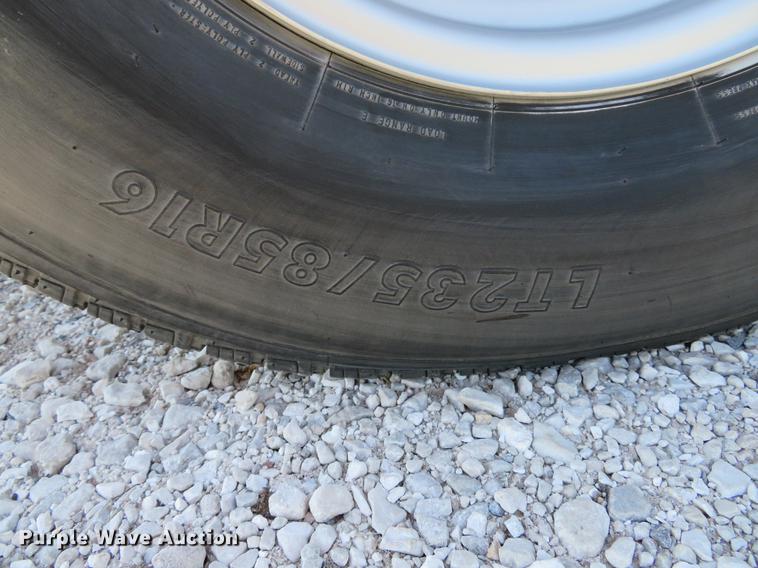 image for item DG3998 2003 Ford F250 Super Duty XL refuse bed pickup truck