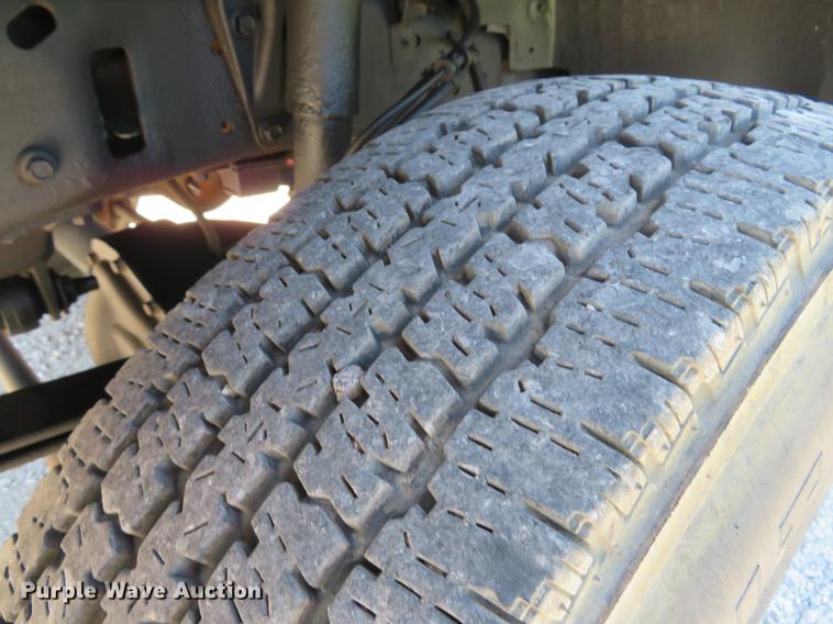 image for item DG3998 2003 Ford F250 Super Duty XL refuse bed pickup truck