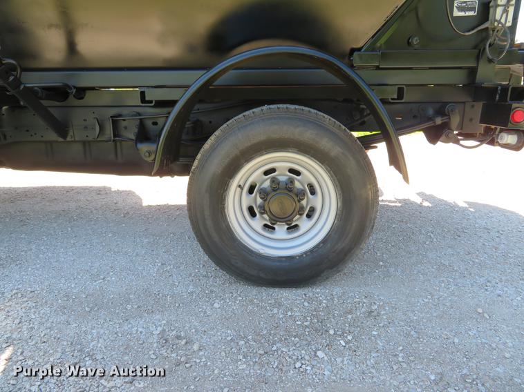 image for item DG3998 2003 Ford F250 Super Duty XL refuse bed pickup truck