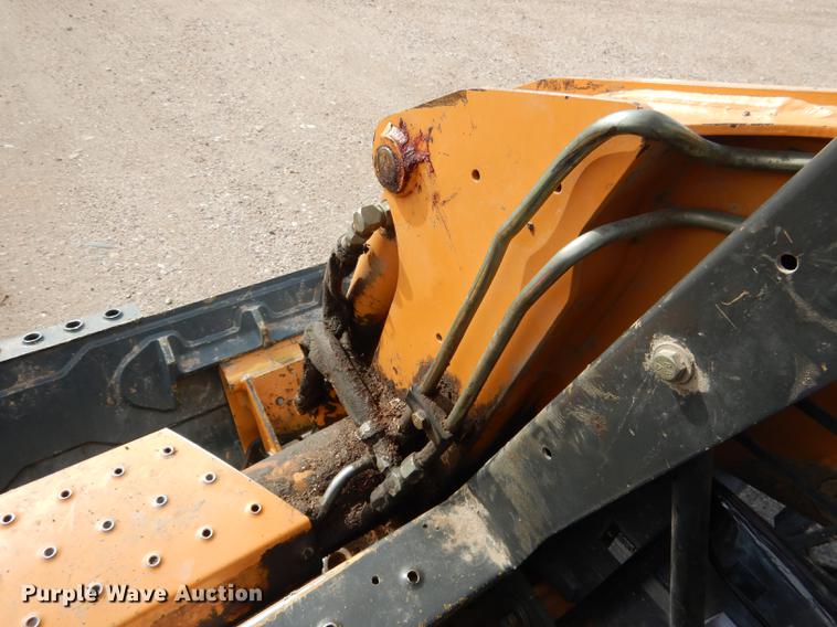 image for item DG5774 2002 Case 40XT skid steer