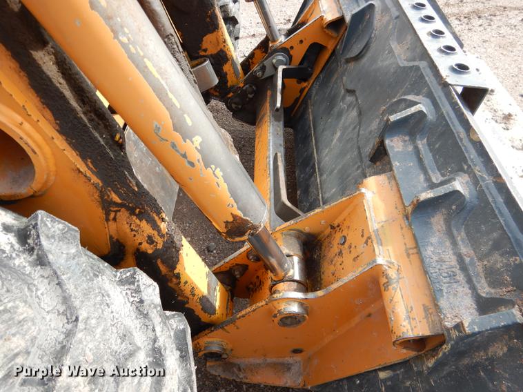 image for item DG5774 2002 Case 40XT skid steer