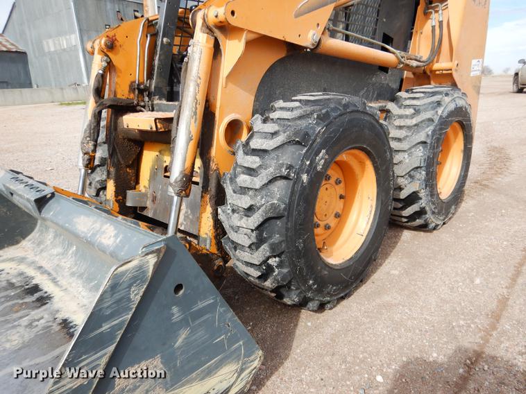 image for item DG5774 2002 Case 40XT skid steer