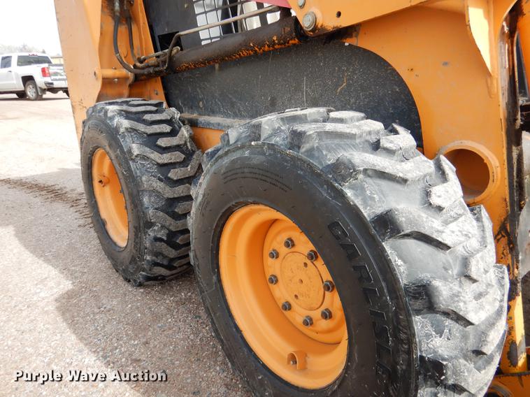 image for item DG5774 2002 Case 40XT skid steer