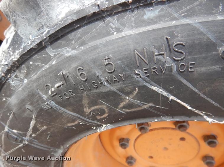 image for item DG5774 2002 Case 40XT skid steer