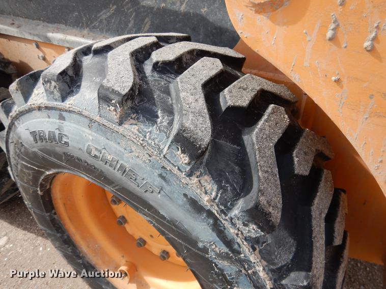 image for item DG5774 2002 Case 40XT skid steer