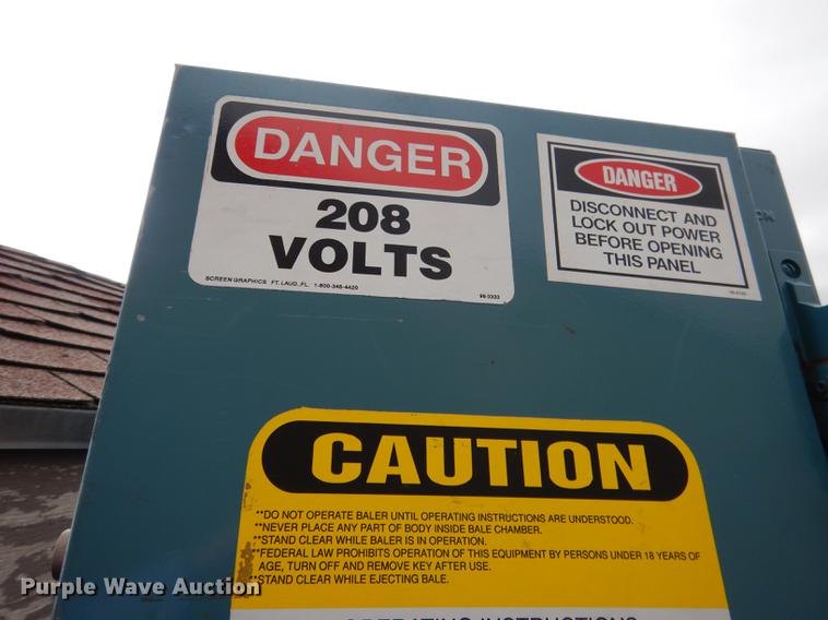 image for item DG5775 Marathon 6030HD baler