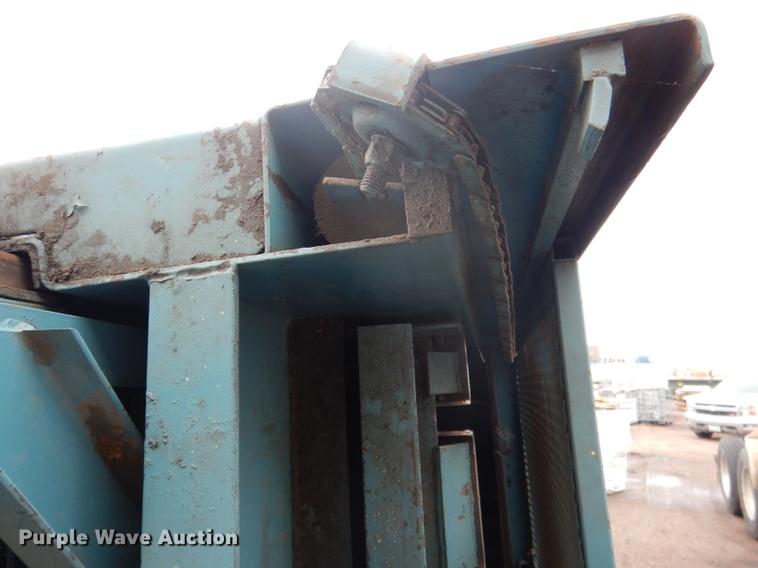 image for item DG5775 Marathon 6030HD baler