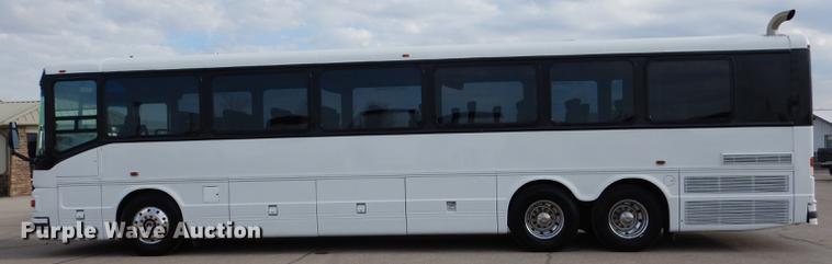 image for item DG5776 1999 Blue Bird Touring Coach LTC40 coach bus
